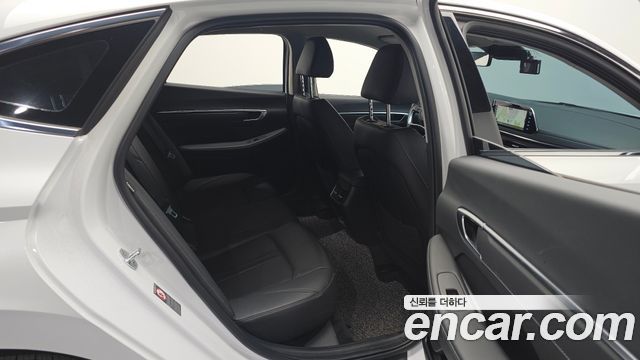 Hyundai Sonata (DN8) 2.0 Premium Plus 2022 — фото 26