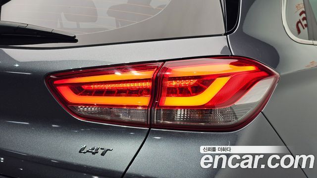Hyundai i30 (PD) 1.4 Turbo Premium 2018 — фото 23