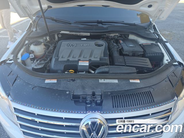 Volkswagen CC 2.0 TDI BlueMotion 2015 — фото 21