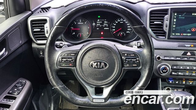 Kia Sportage (IV) Diesel 1.7 2wd Noblesse 2016 — фото 17