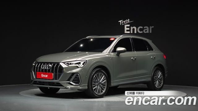 Audi Q3 (F3) 40 TFSI Quattro Premium