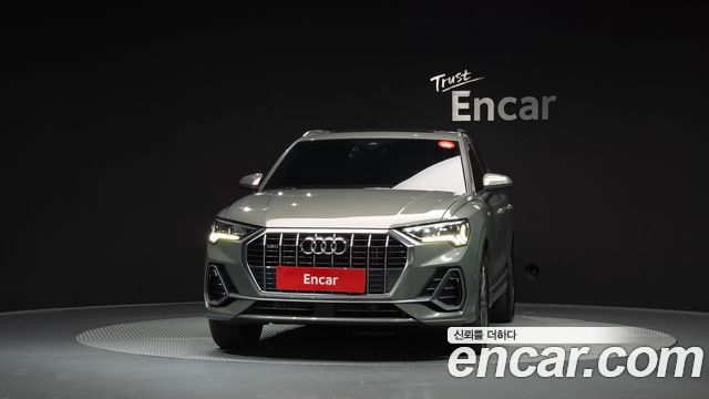 Audi Q3 (F3) 40 TFSI Quattro Premium 2023 — фото 3