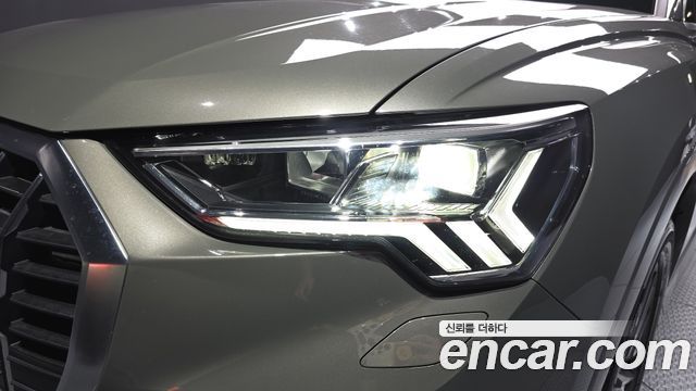Audi Q3 (F3) 40 TFSI Quattro Premium 2023 — фото 22