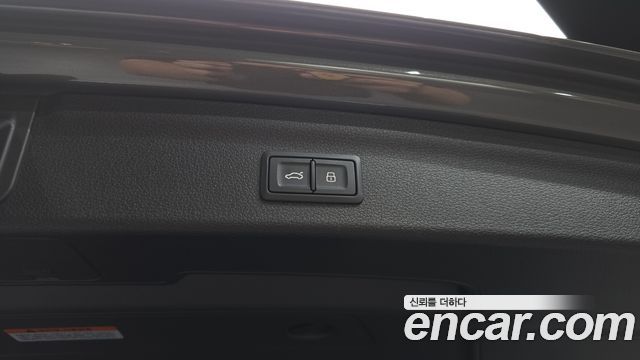 Audi Q3 (F3) 40 TFSI Quattro Premium 2023 — фото 27