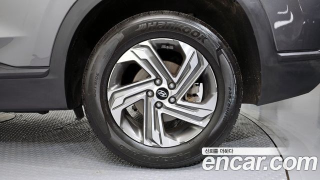 Hyundai Santa Fe Diesel 2.2 2WD Premium Choice 2021 — фото 5