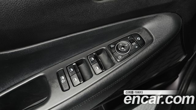 Hyundai Santa Fe Diesel 2.2 2WD Premium Choice 2021 — фото 17