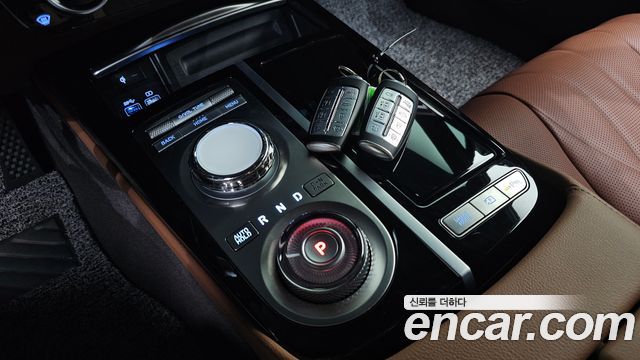 Genesis G80 (RG3) Gasoline 2.5 Turbo AWD 2024 — фото 9