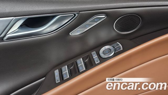 Genesis G80 (RG3) Gasoline 2.5 Turbo AWD 2024 — фото 12