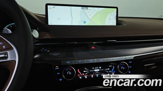 Genesis G80 (RG3) Gasoline 2.5 Turbo AWD 2024 — фото 15