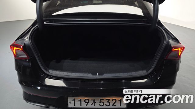 Kia K5 (III) 2.0 Signature 2023 — фото 18