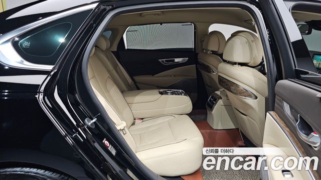 Kia K9 3.8 GDI PlatinumⅡ 2019 — фото 11