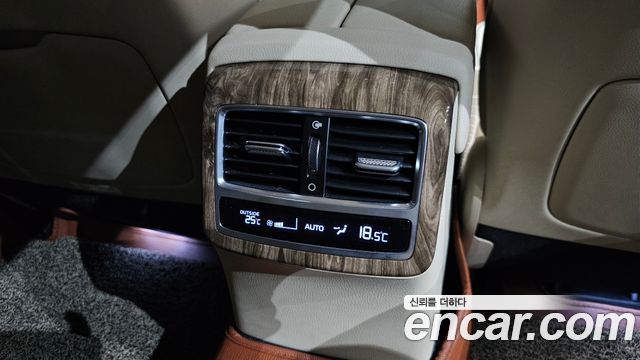 Kia K9 3.8 GDI PlatinumⅡ 2019 — фото 28