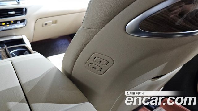 Kia K9 3.8 GDI PlatinumⅡ 2019 — фото 39