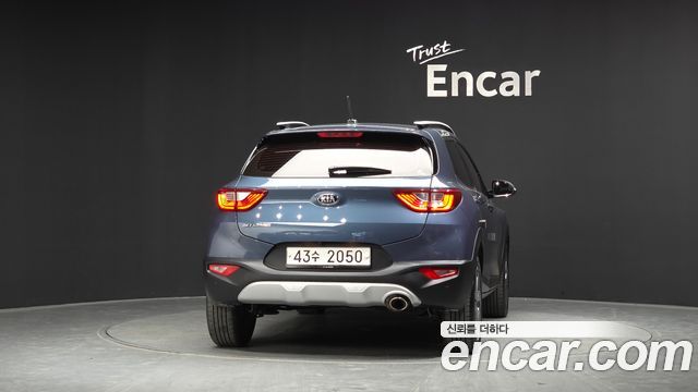 Kia Stonic Diesel 1.6 Prestige 2018 — фото 4