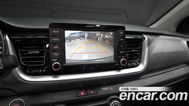 Kia Stonic Diesel 1.6 Prestige 2018 — фото 15