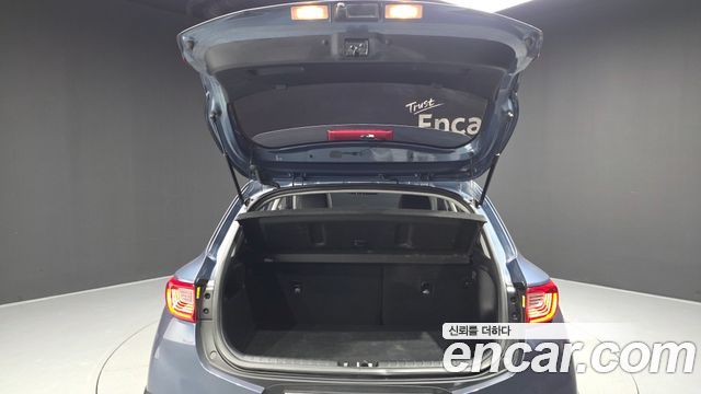 Kia Stonic Diesel 1.6 Prestige 2018 — фото 20