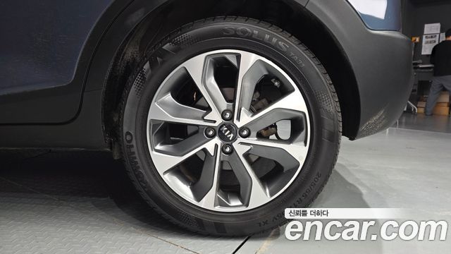 Kia Stonic Diesel 1.6 Prestige 2018 — фото 21