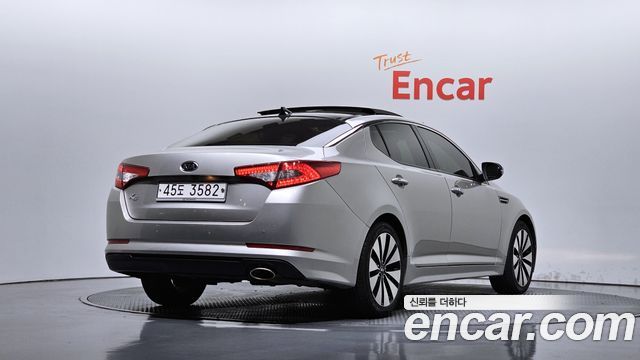 Kia K5 2.0 Prestige Standard 2012 — фото 2