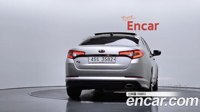 Kia K5 2.0 Prestige Standard 2012 — фото 4