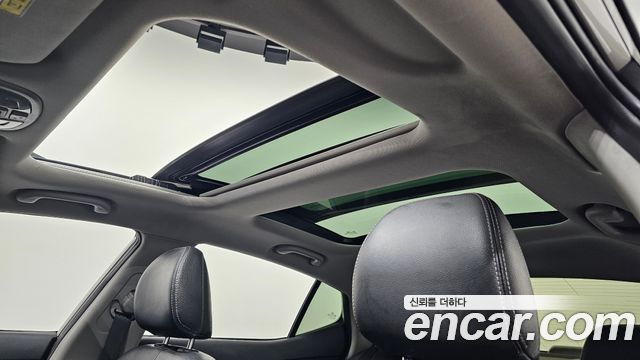 Kia K5 2.0 Prestige Standard 2012 — фото 19