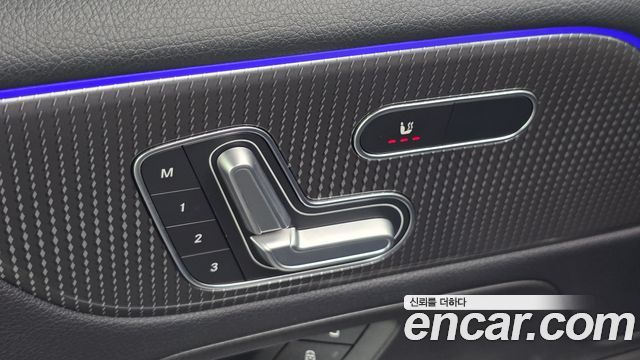 Mercedes-Benz GLB-Class (X247) GLB220 2020 — фото 33