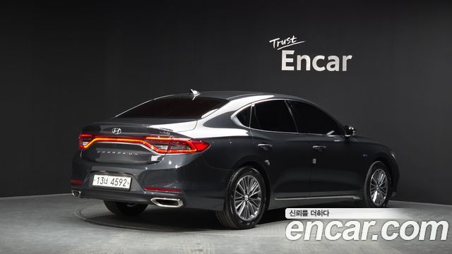 Hyundai Grandeur Hybrid (IG) Exclusive 2019 — фото 2