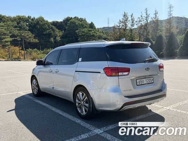 Kia Carnival 9-seater Prestige 2018 — фото 4