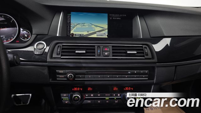 BMW 5 Series (F10) 520d 2015 — фото 12