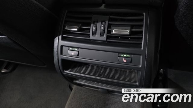 BMW 5 Series (F10) 520d 2015 — фото 31