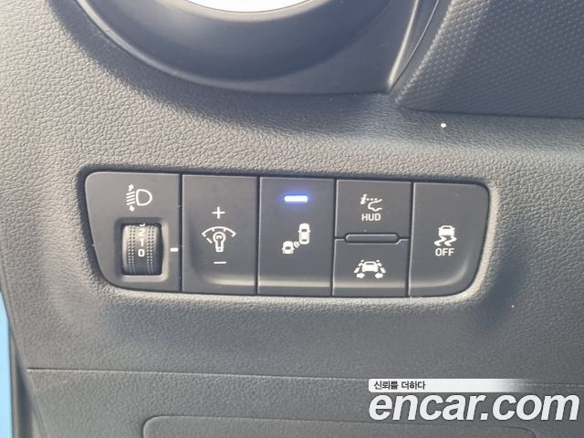Hyundai Kona 1.6 Turbo 2WD Modern Tech 2018 — фото 18