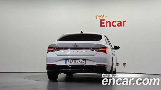 Hyundai Avante (CN7) 1.6 Inspiration 2021 — фото 4