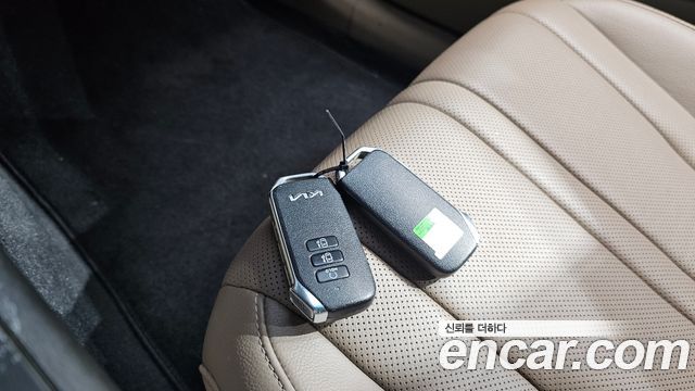 Kia K8 Hybrid Noblesse 2023 — фото 15