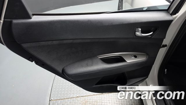 Kia K5 (II) 2.0 LPI Rental Car Prestige 2020 — фото 25