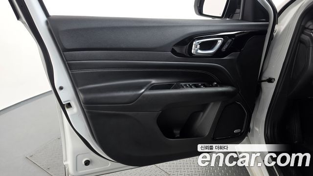Jeep Compass (II) S 2.4 AWD 2022 — фото 24