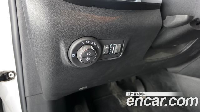 Jeep Compass (II) S 2.4 AWD 2022 — фото 27