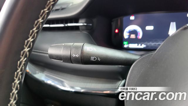 Jeep Compass (II) S 2.4 AWD 2022 — фото 29