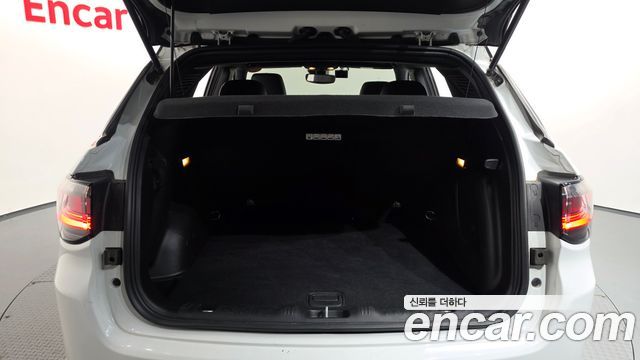 Jeep Compass (II) S 2.4 AWD 2022 — фото 32