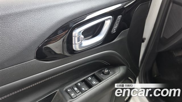 Jeep Compass (II) S 2.4 AWD 2022 — фото 33