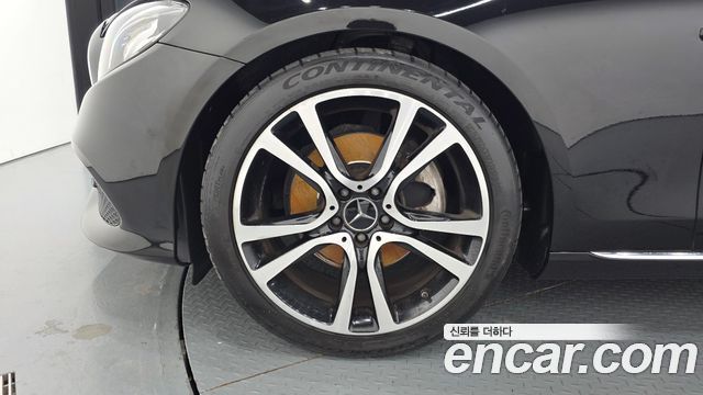 Mercedes-Benz E-Class (W213) E200 Avantgarde 2018 — фото 5