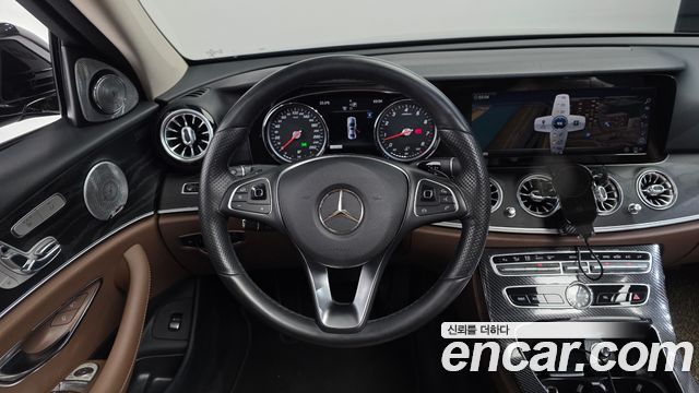 Mercedes-Benz E-Class (W213) E200 Avantgarde 2018 — фото 13