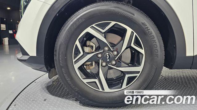 Kia Sportage (V) Diesel 2.0 2WD Prestige 2022 — фото 5
