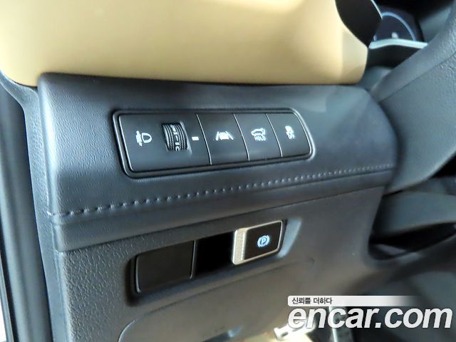 Hyundai Santa Fe Diesel 2.2 4WD Calligraphy 2021 — фото 16
