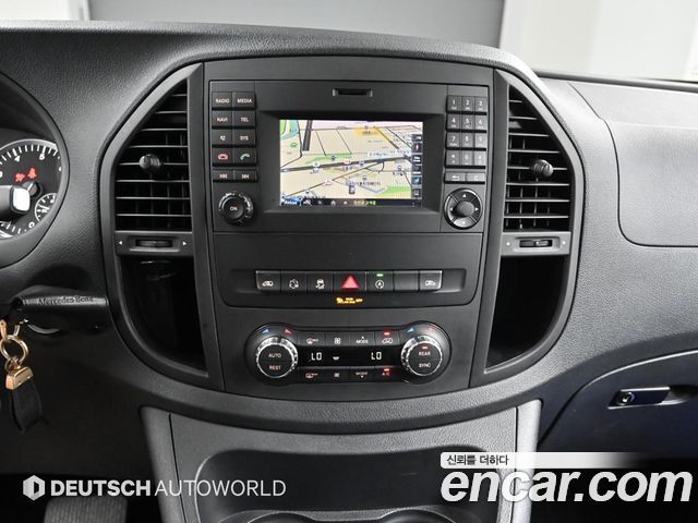 Mercedes-Benz V-Class 2.0 W447 2016 — фото 18