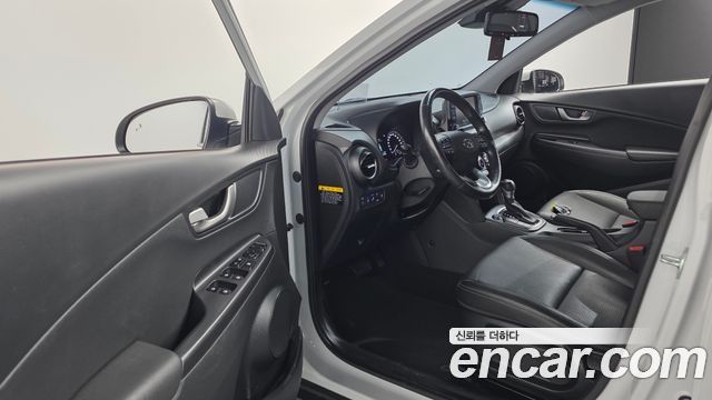 Hyundai Kona 1.6 Turbo 2WD Modern Tech 2018 — фото 10