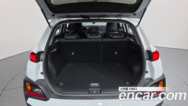 Hyundai Kona 1.6 Turbo 2WD Modern Tech 2018 — фото 20