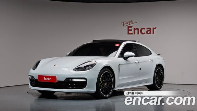 Porsche Panamera (971) 2.9 AWD E-Hybrid 2020 — фото 1