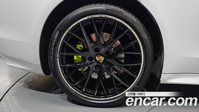 Porsche Panamera (971) 2.9 AWD E-Hybrid 2020 — фото 21