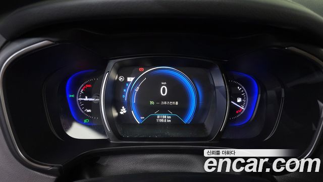 Renault Korea QM6 2.0 LPe RE Signature 2WD 2021 — фото 8