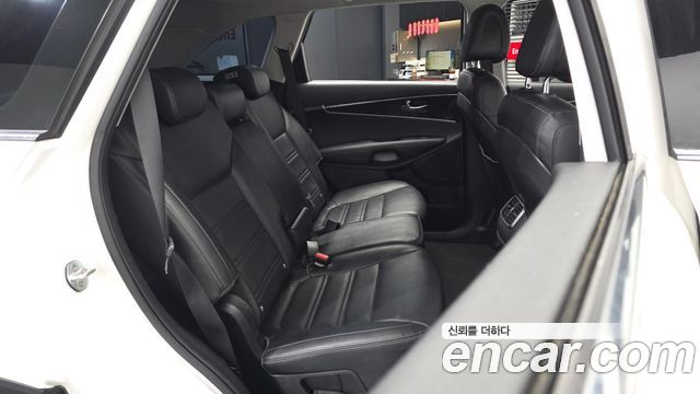Kia Sorento Diesel 2.0 2WD Prestige 2016 — фото 12