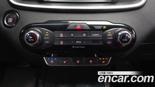 Kia Sorento Diesel 2.0 2WD Prestige 2016 — фото 16